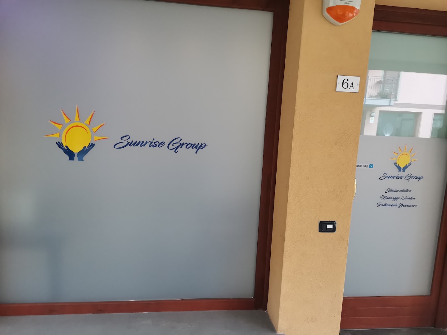 Sunrise Group di Ilaria Borali · Foto 1